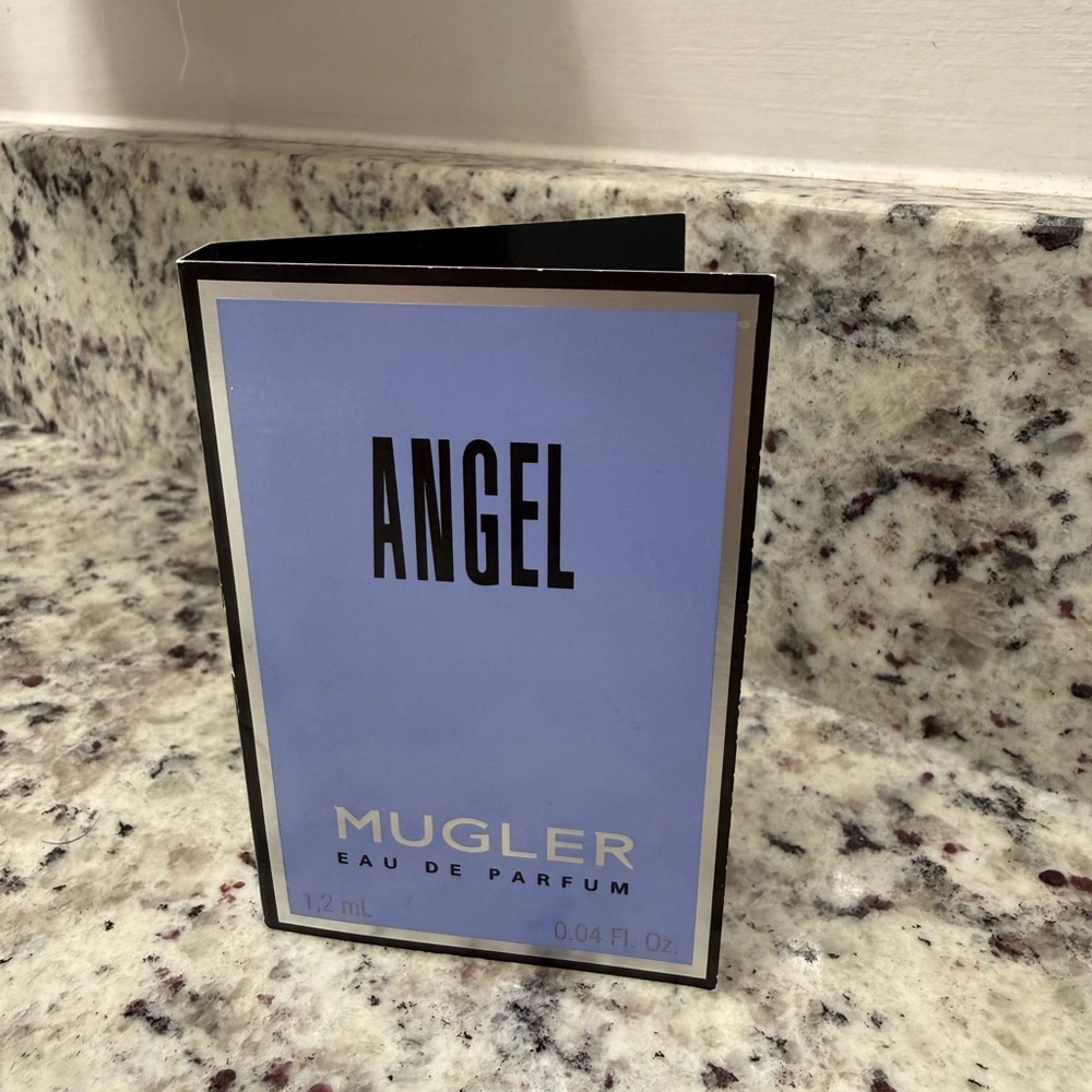 Mugler Angel Eau de Parfum - Elegant Blue Packaging